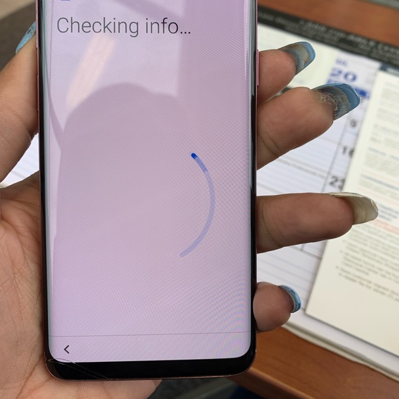 Samsung S9 - Picture 2 of 3